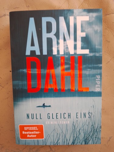 Arne dahl null gleich - dahl:, eins