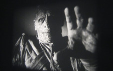 SUPER-8-FILM DAS GRAB DER