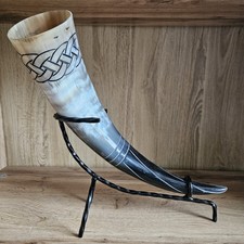 Wikinger Trinkhorn | 500 ml | Handgefertigt & Graviert | Mit Ständer | Neuwertig