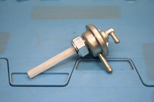 Benzinhahn Unterdruck geschraubt passend für Honda Lead 50 80 für Tank 