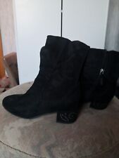 overknee stiefel gebraucht  TAMARIS Velour, Nieten  am Absatz