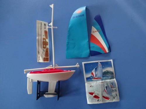 Altes sammel spielzeugboot - sammel,
