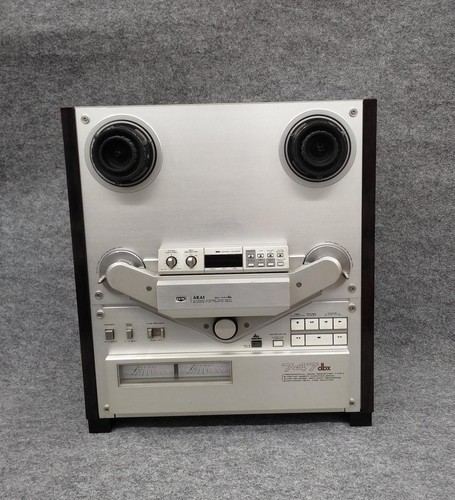 Akai 747dbx open - reel, tape