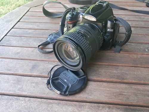 Nikon d5000 mit nikkor - d5000,