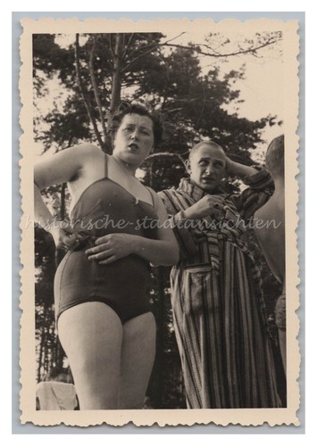 Frau badeanzug mann im - im,