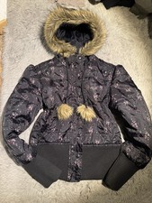 Tolle Roxy Pufferjacke mit Fellkragen und Bommel in Größe M y2k, guter Zustand