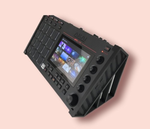 Akai mpc live - live, angled