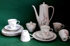 Hutschenreuther Mokkaservice für 4 Personen Form Eleganz Handgemalt  15 Teile