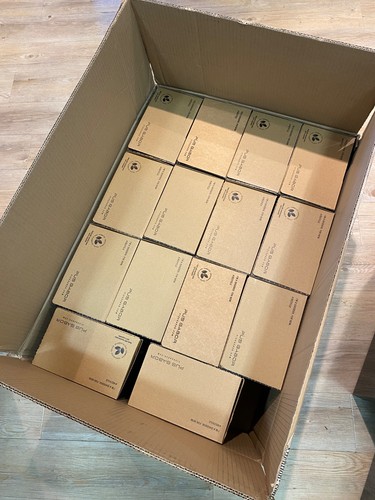 Robuste schuhkartons mit - 25,