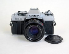 Minolta XG-M Kamera mit Objektiv