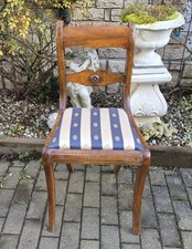 Antiker Stuhl Nussbaum um 1840