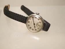 30-50er Jahre Damenarmbanduhr