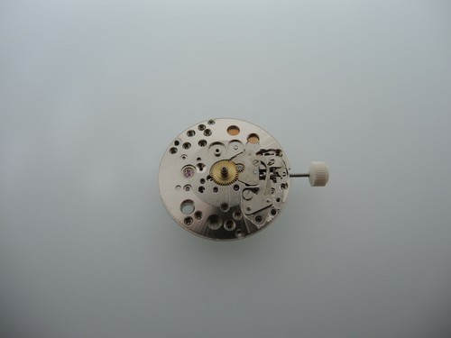 Uhrwerk tissot 2451 signiert - tissot,