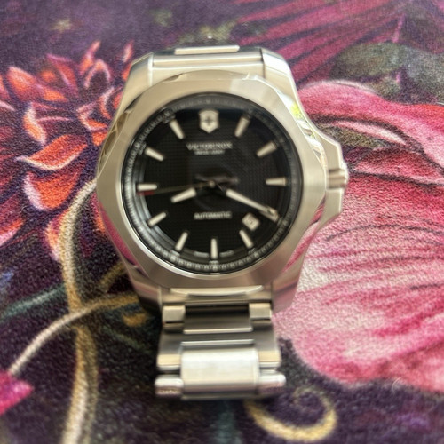 Victorinox swiss army o x - swiss, i.n.o.x