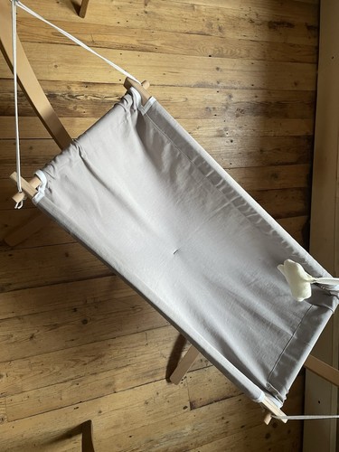 Childhood baby wiege - childhood,