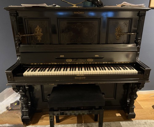Schwarzes klavier 125 - 125, jahre