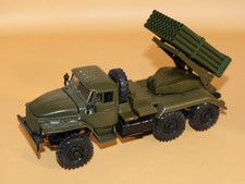 DDR UdSSR Sammlung NVA RA Modelle 1:43 URAL 4320 Raketebnwerfer Bastlermodell