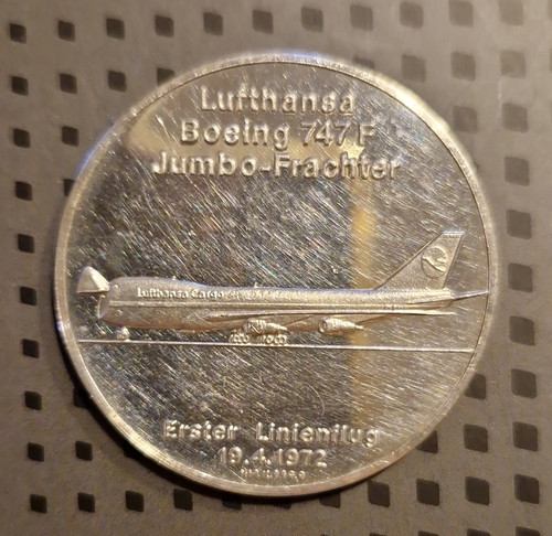 Lufthansa boeing 747f - lufthansa,