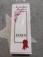 Janus Nostalgiepuppe Klara mit Zertifikat