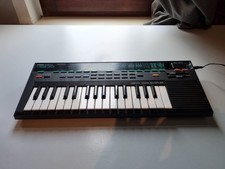 Yamaha VSS-30 PortaSound Keyboard Guter Zustand Gebrauch Original Foliert