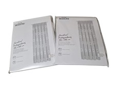 Vorhang mit Schlaufen und Band