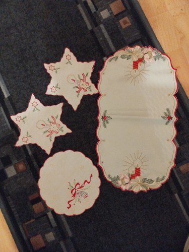 Weihnachtsdeckchen alt - 4,