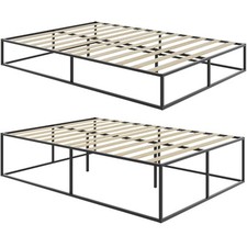 Metallrahmenbett mit