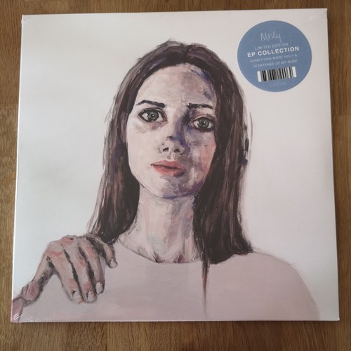 Morly collection vinyl - -,