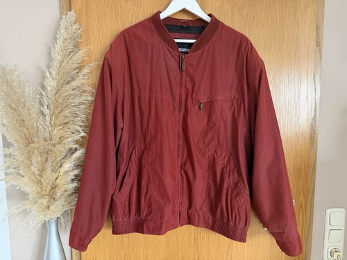 Rover lakes sportswear - &,