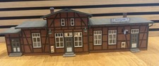 Spur-0 Premium – Bahnhof