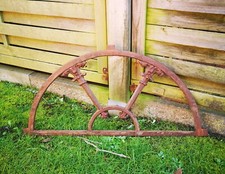 altes Gründerzeit Gusseisen