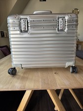Rimowa Pilot