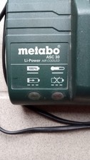 Metabo ASC 30 Ladegerät für Li-Power Akkus. Air Cooled