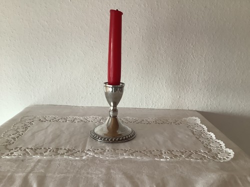 Eine flammiger leuchter - eine,