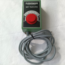 Fleischmann H0/N 6735 MSF-Trafo 220 Volt 7,5 VA Gleichstrom, 7 VA Wechselstrom