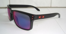 Oakley Holbrook Matte Black / Red Iridium