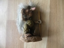 NyForm Troll - alter Troll mit
