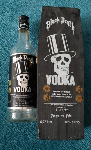 Black death vodka sarg - vodka,