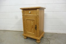 Nachtschränkchen Nachttisch