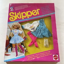 Barbie 1990 Skipper Trendy