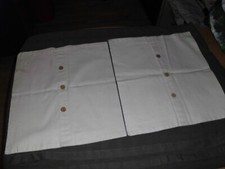 2 Kissenbezüge LINUM handgewebt mit Zierknöpfen und Stehrand