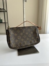 Louis Vuitton Pochette