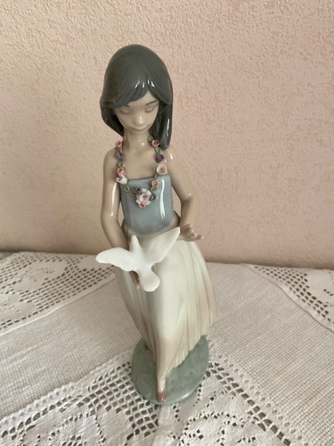 Porzellan figur mädchen - porzellan-figur/,