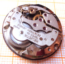 Älteres seltenes Handaufzug Werk  Helvetia 830 defekt Unruhe OK MS4