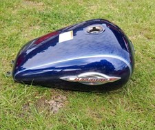 SUZUKI GZ 125 Marauder Tank Kraftstofftank Benzintank 