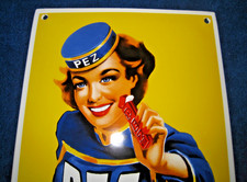 Emailschild PEZ, Starke Farbe, gewölbt, 30x20cm, ausdrucksstark, 1A Zustand,