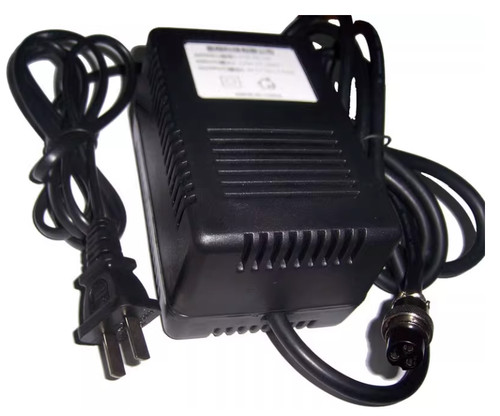 Netzteil-Adapter-Ladegerät