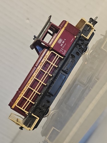 Roco locomotive 384 001 - h0, 001-4