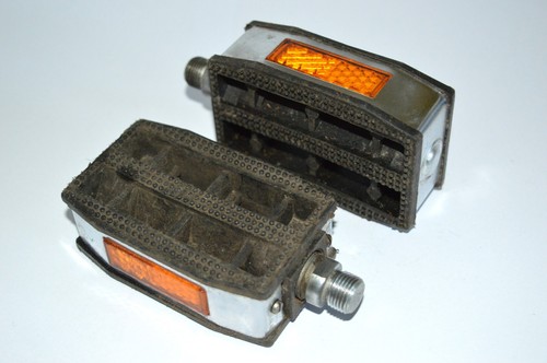 Paar - 1,