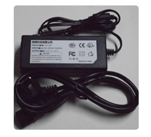 Netzteil-Adapter-Ladegerät
